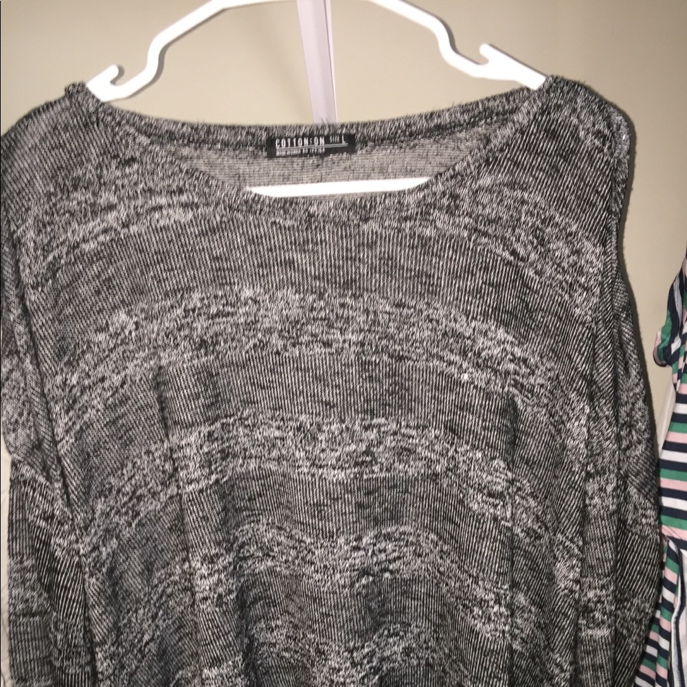 Knit sweater